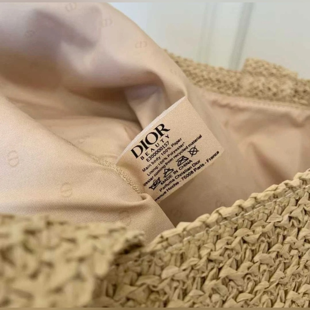 Dior Parfums Collection Woven Exclusive Tote Bag - Picture 8 of 12